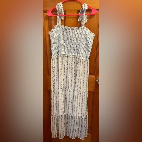 LC by Lauren Conrad Floral Maxi - Picture 2 of 4